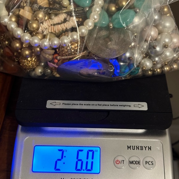 Craft Jewelry Lot 2LB - Picture 8 of 8